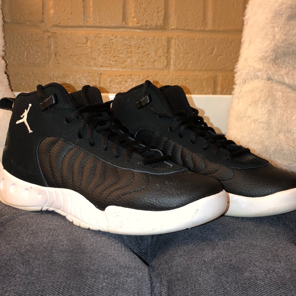 Women’s Jordan Jumpman Pro shoes.